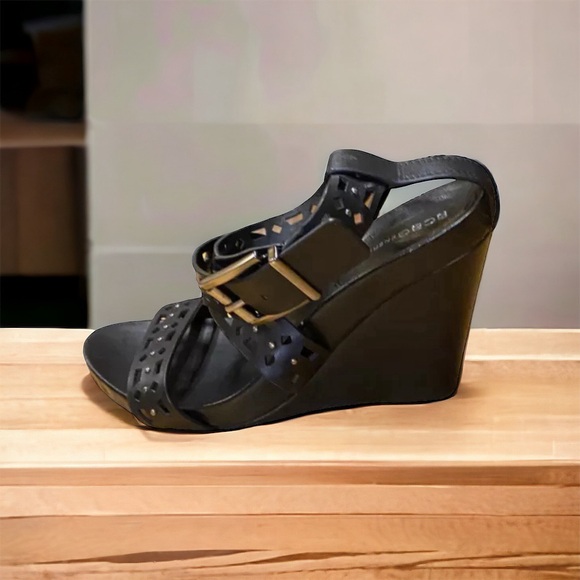 BCBG Generation Black Wedge Leather Strappy Sandals Women’s 6.5M - Picture 5 of 8